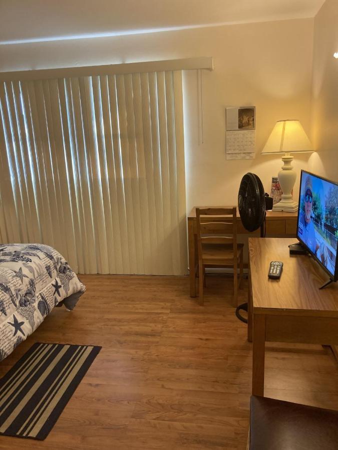 Skylit Motel Κλιαργουότερ Εξωτερικό φωτογραφία